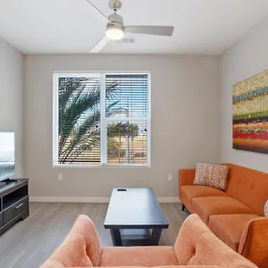  Apartment Stay Gia Modern 2 Bedroom Apartment With Swimming Pool United States